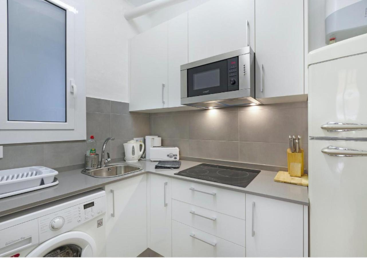 Great Apartment In Sagrada Familia With Balcony 바르셀로나 외부 사진