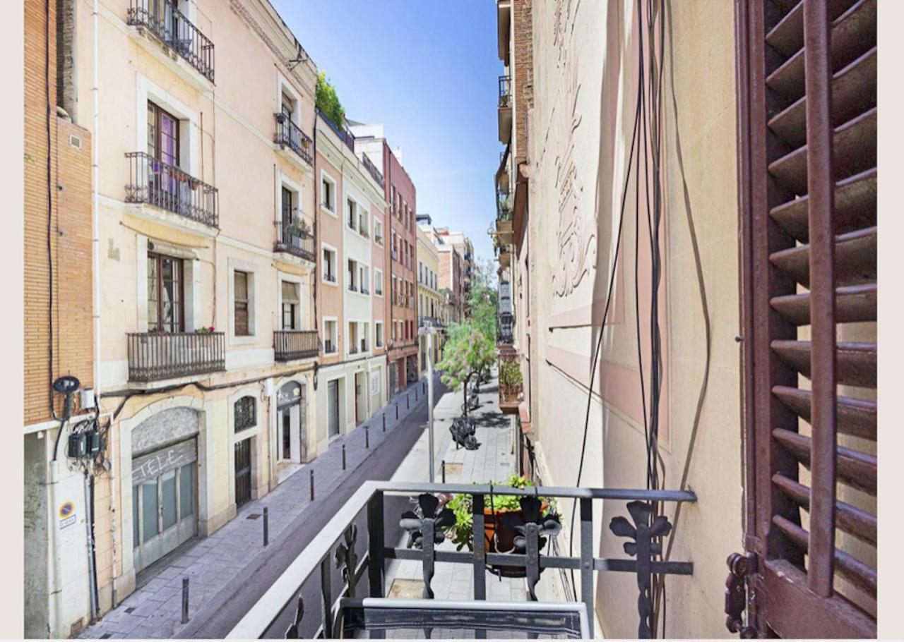 Great Apartment In Sagrada Familia With Balcony 바르셀로나 외부 사진