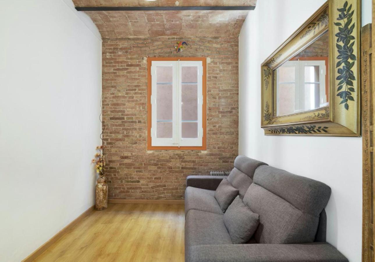 Great Apartment In Sagrada Familia With Balcony 바르셀로나 외부 사진