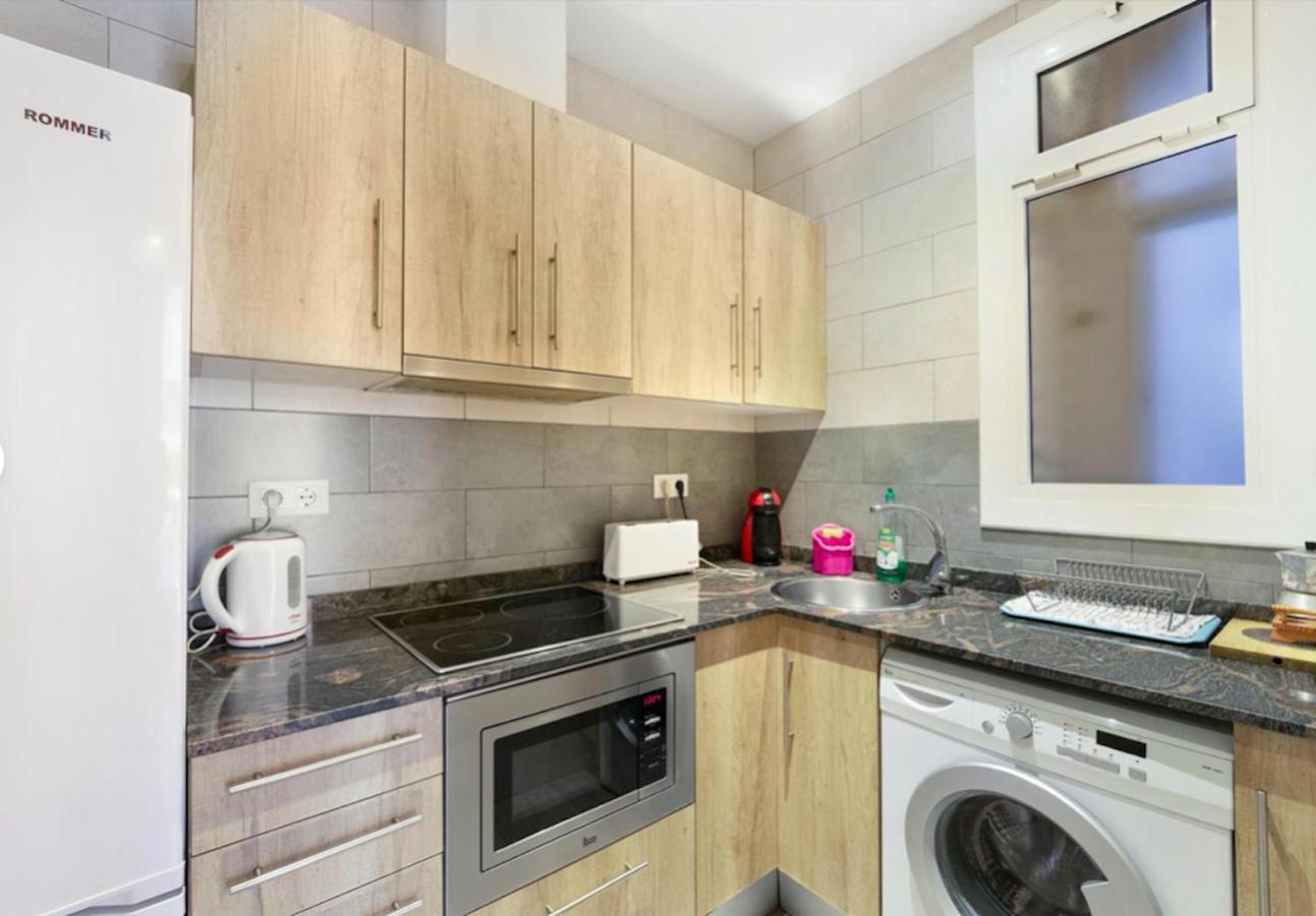 Great Apartment In Sagrada Familia With Balcony 바르셀로나 외부 사진