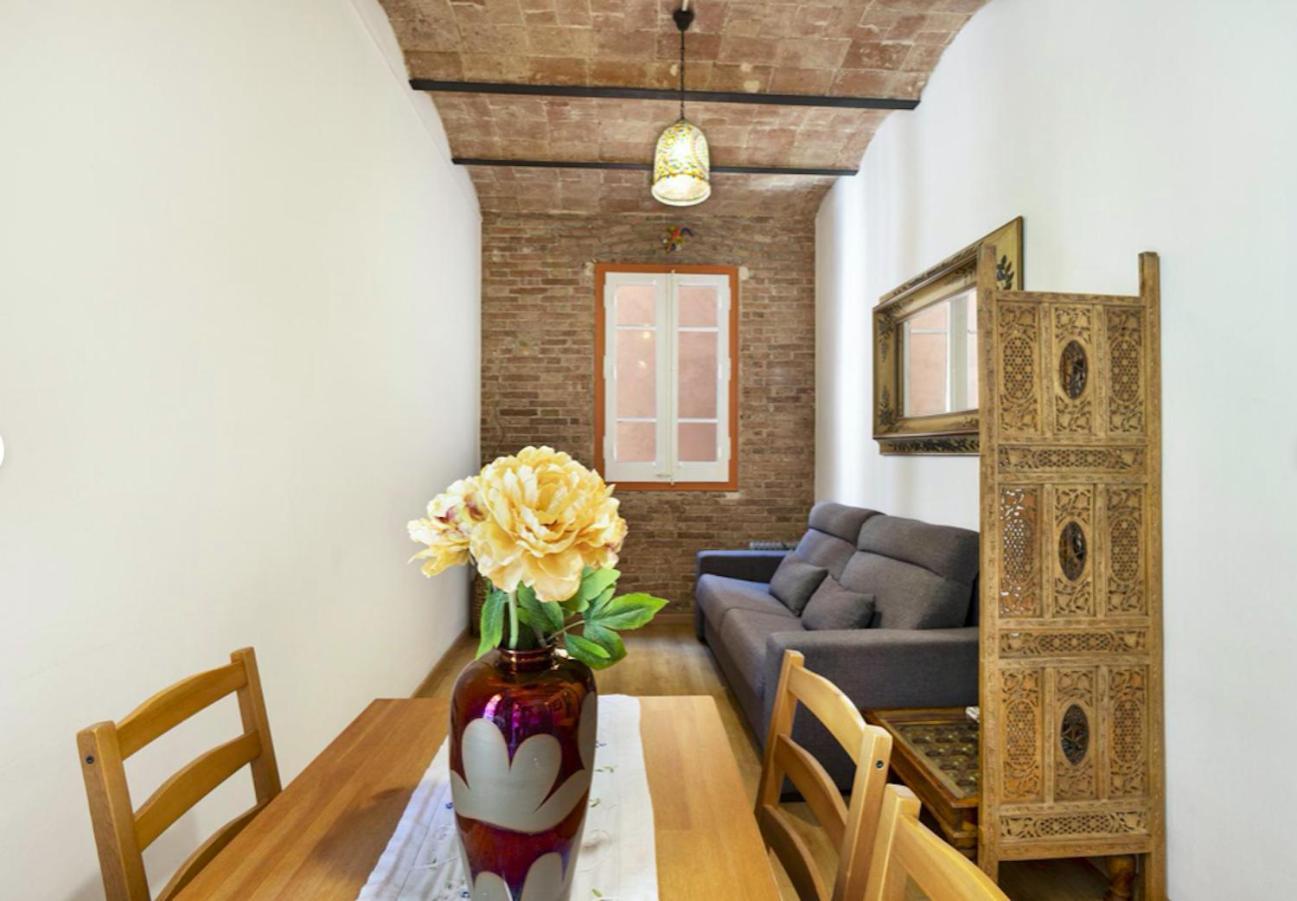 Great Apartment In Sagrada Familia With Balcony 바르셀로나 외부 사진